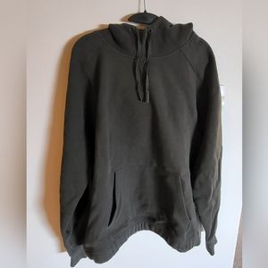 Lululemon Scuba pullover hoodie NWT $90 army green, Size 12 smoke/pet free